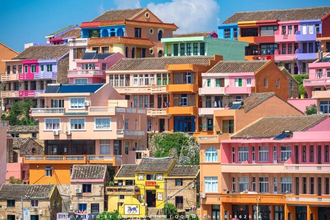 中国版的"五渔村"!童话里的七彩小箬村_风景_房子_渔船