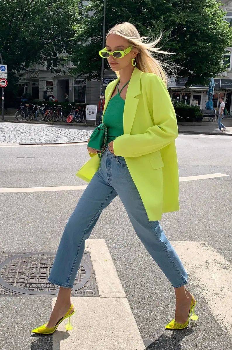 大气 大衣下岗了!开春这么穿,时髦又大气!