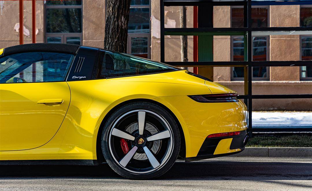 雪天开敞篷车不可能保时捷911targa4s可以哈