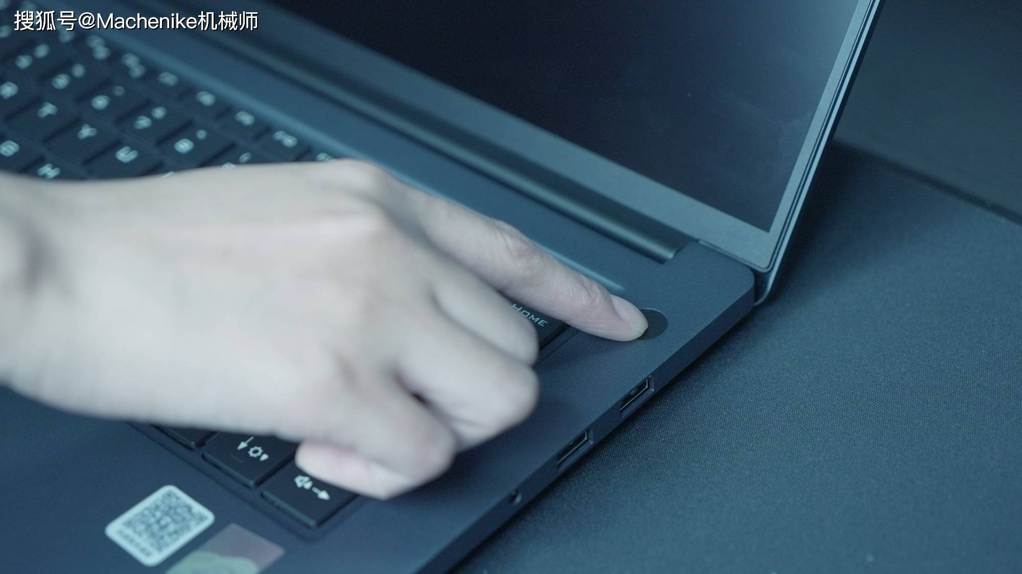 机械师创物者16评测：高性能长续航的轻量型办公本，值得入手吗？