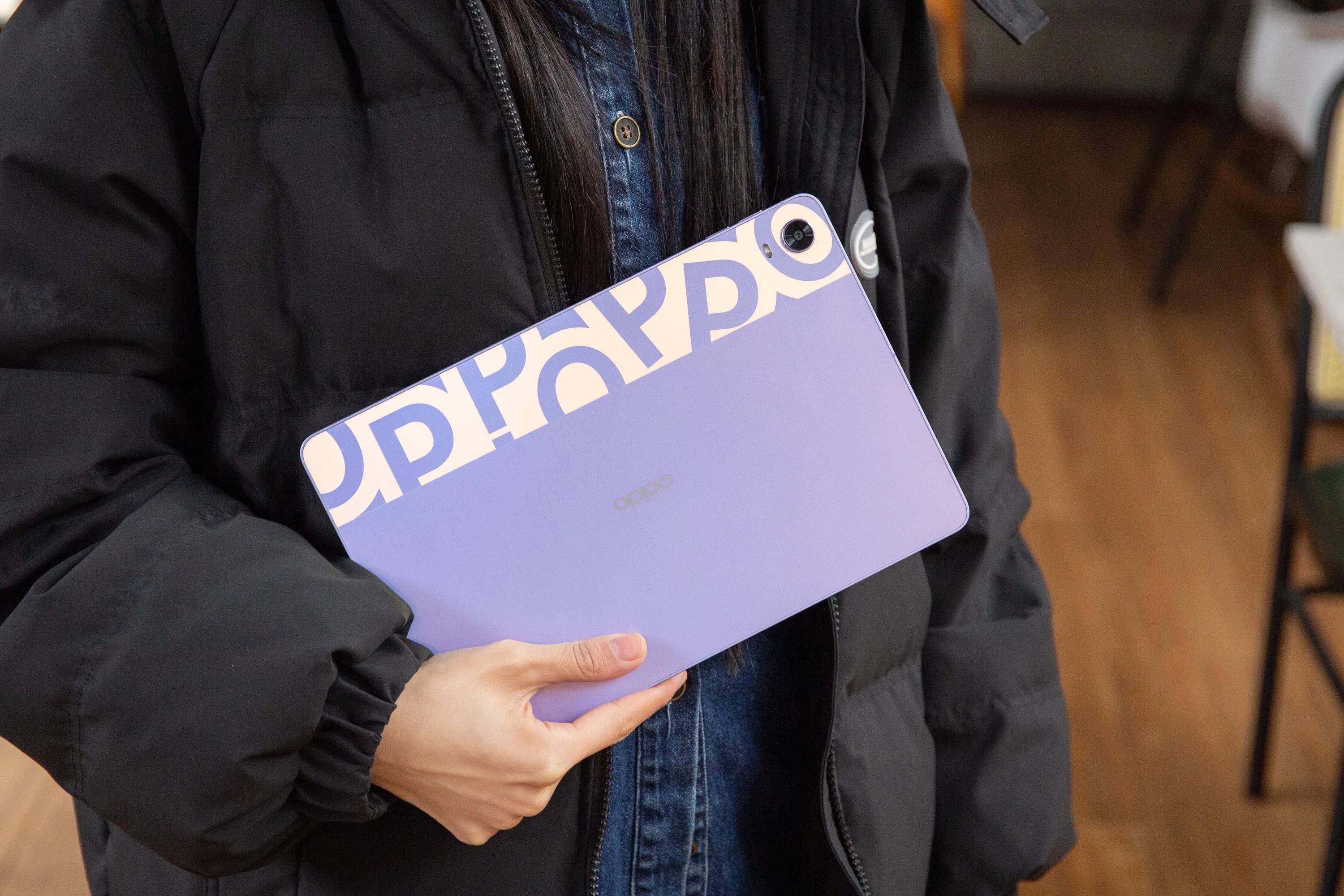 OPPO Pad极光紫图赏：120Hz高刷带来顺畅生产，颜值让人爱不释手