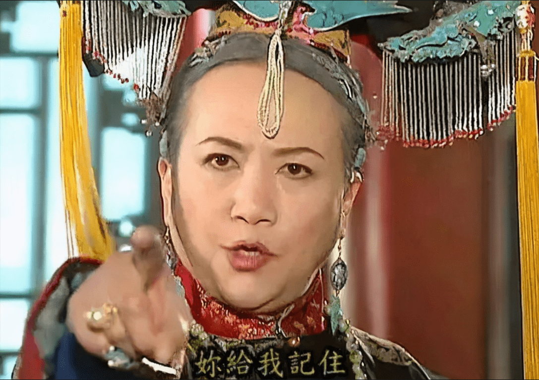 李明启和赵敏芬:相似的人生,一个优雅老去,一个成功"洗白"_容嬷嬷