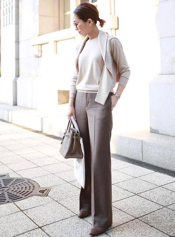 西装 明明年过五十，却穿出40岁的既视感，这位宝藏博主太会穿了