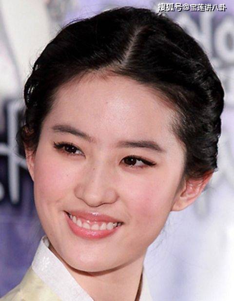 娱乐圈长相甜美笑容甜蜜的七位女星你们最喜欢哪位女星的笑容