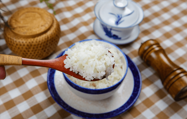 全家人|美的智能电饭煲使用测评，带来健康低糖饮食生活