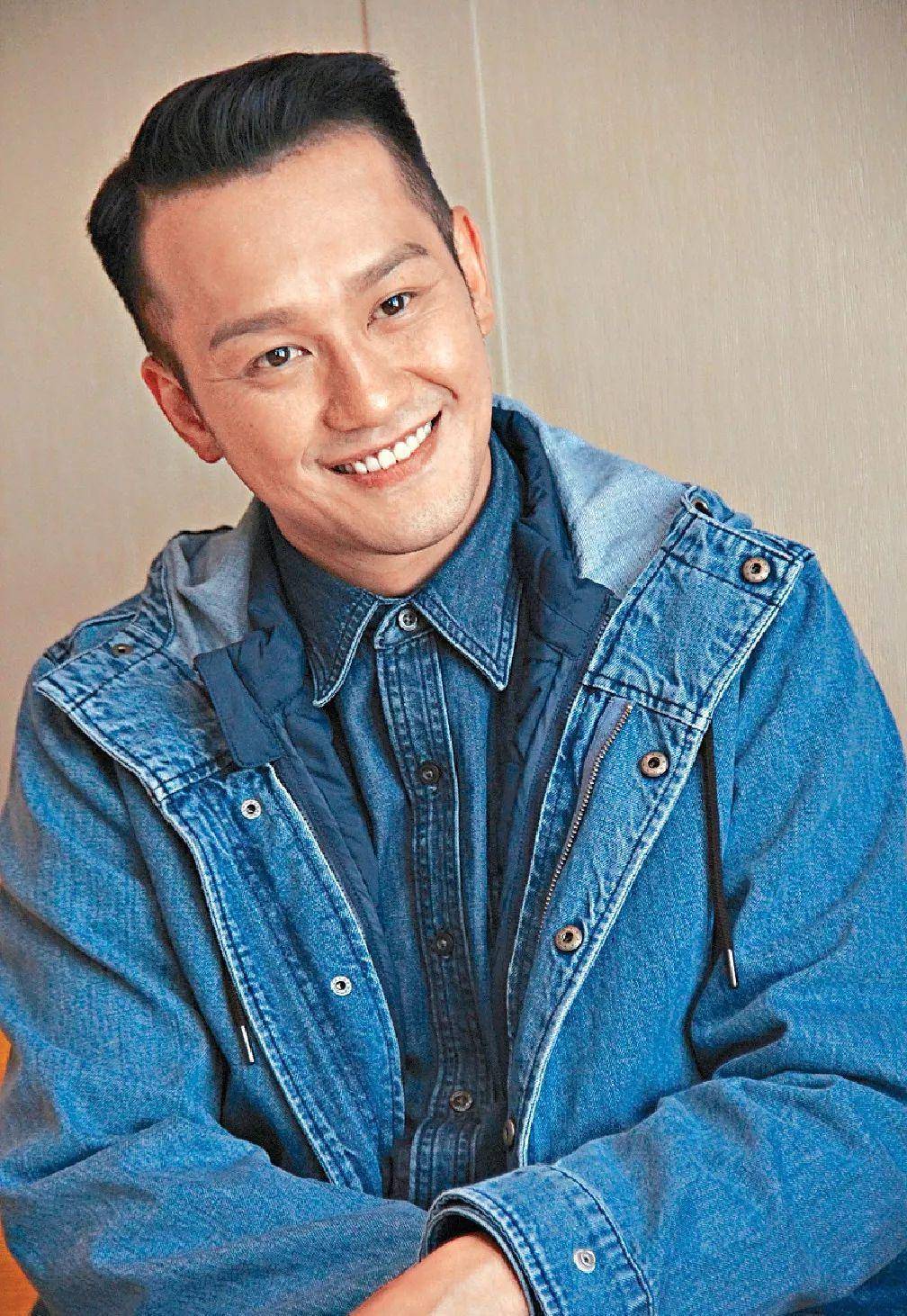 38岁男星奉子成婚,女方身份不简单,两人已低调恋爱半年并领证_吴浩康