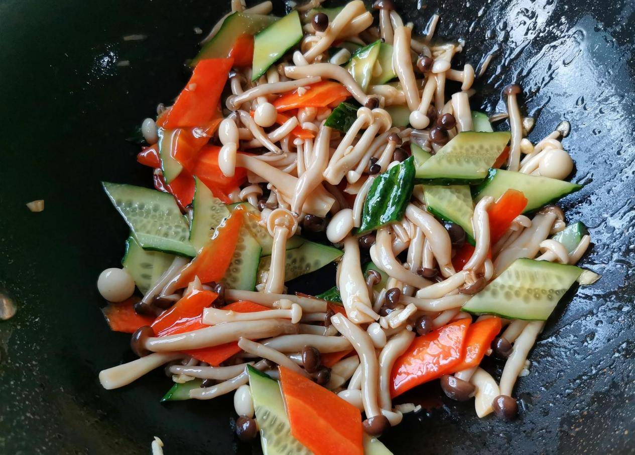 家常素菜小炒,清淡滑嫩味美,素炒也鲜味十足,做法简单容易学_蚝油