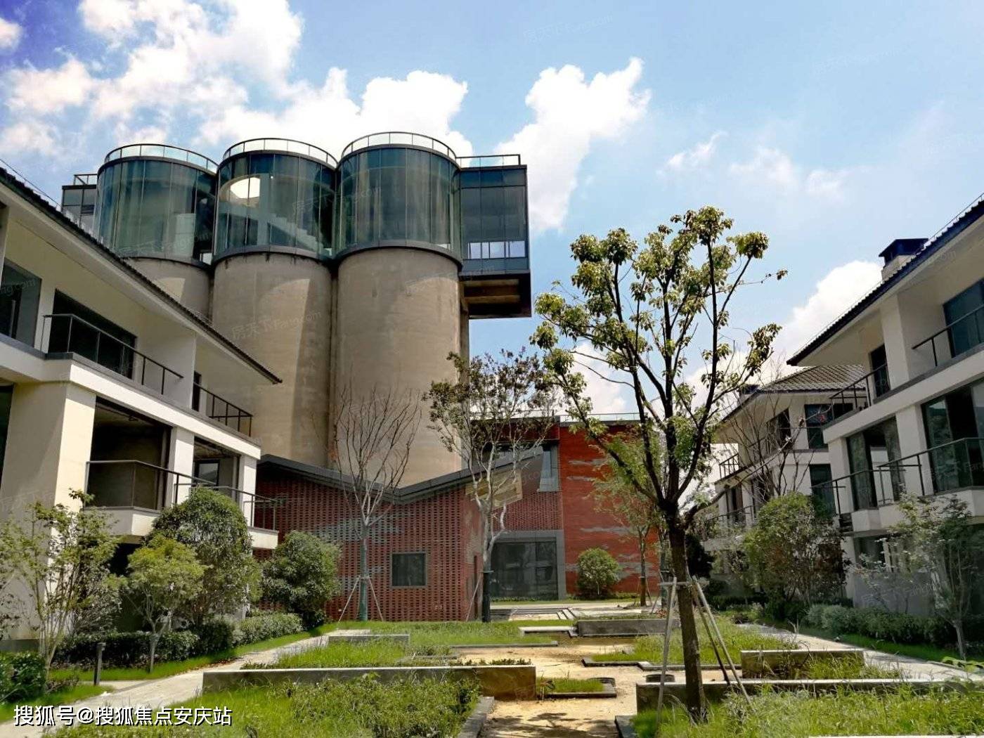 中南朱里雅集售楼处电话中南朱里雅集售楼处地址附预约看房通道