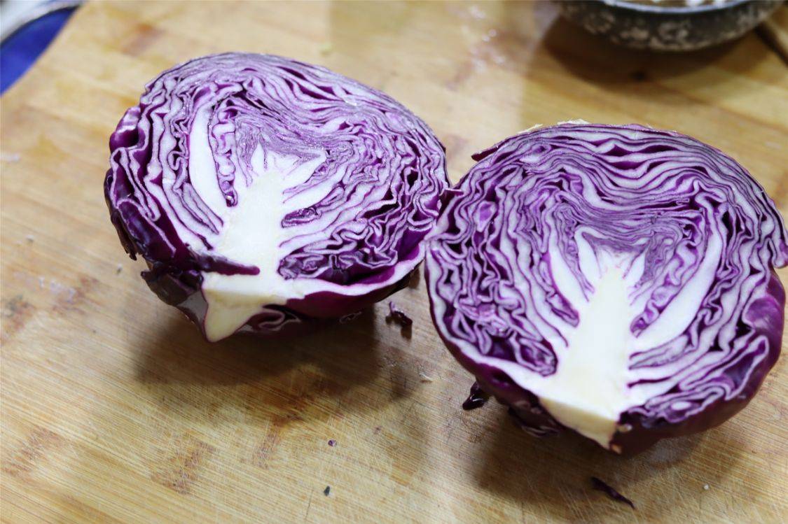 食谱|女神节到了,建议女人:多吃“3谷6菜”,少吃保健品,面色如桃花