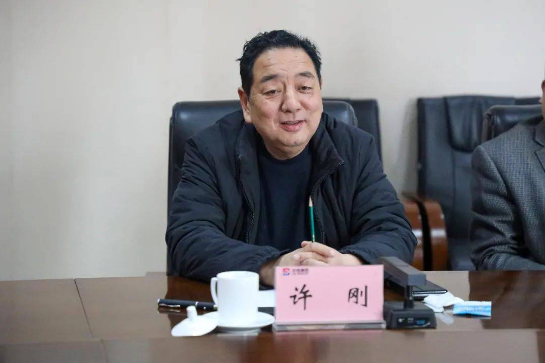 捷威动力ceo闾陈立,研究院副院长马华,采购总监赵旭光,正极材料专家