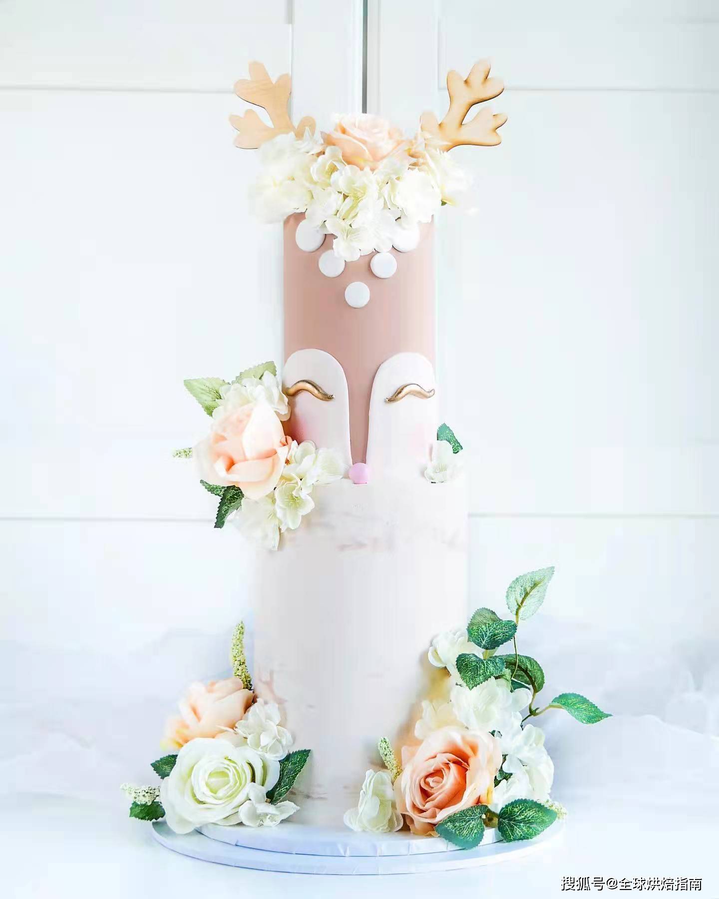 品牌春天到了,做个芭比风蛋糕吧!