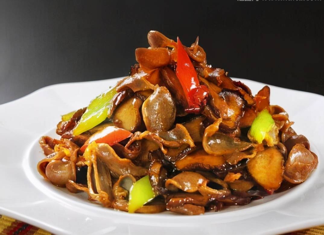 给大家推荐三道家常菜 香脆可口 简单易做_红烧五花肉_料酒_香菇