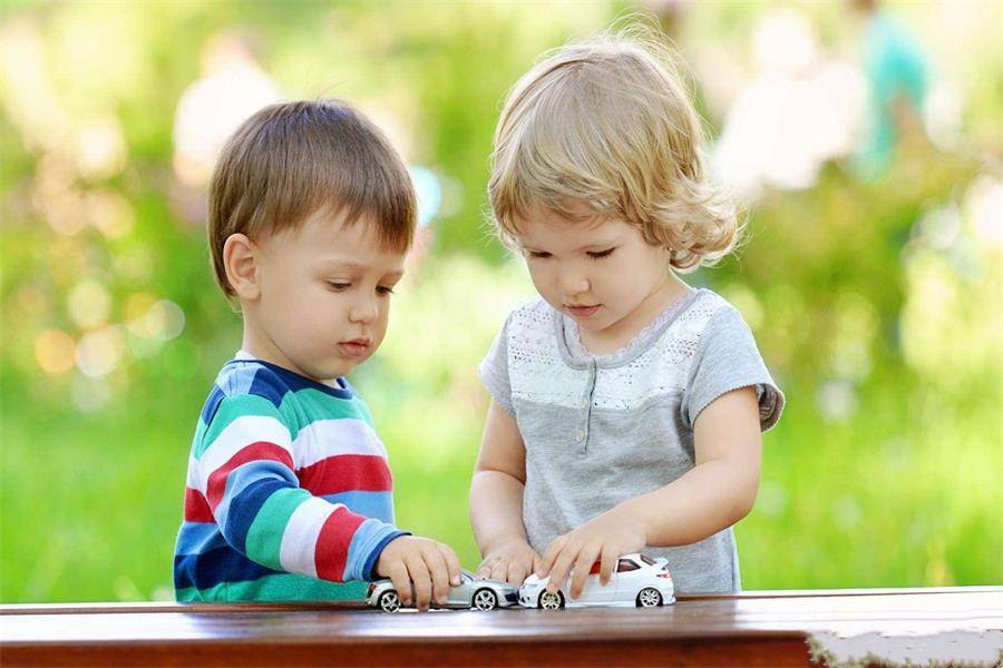 人心|二胎有幸福年龄差吗？答案有些意外，但却温暖了人心