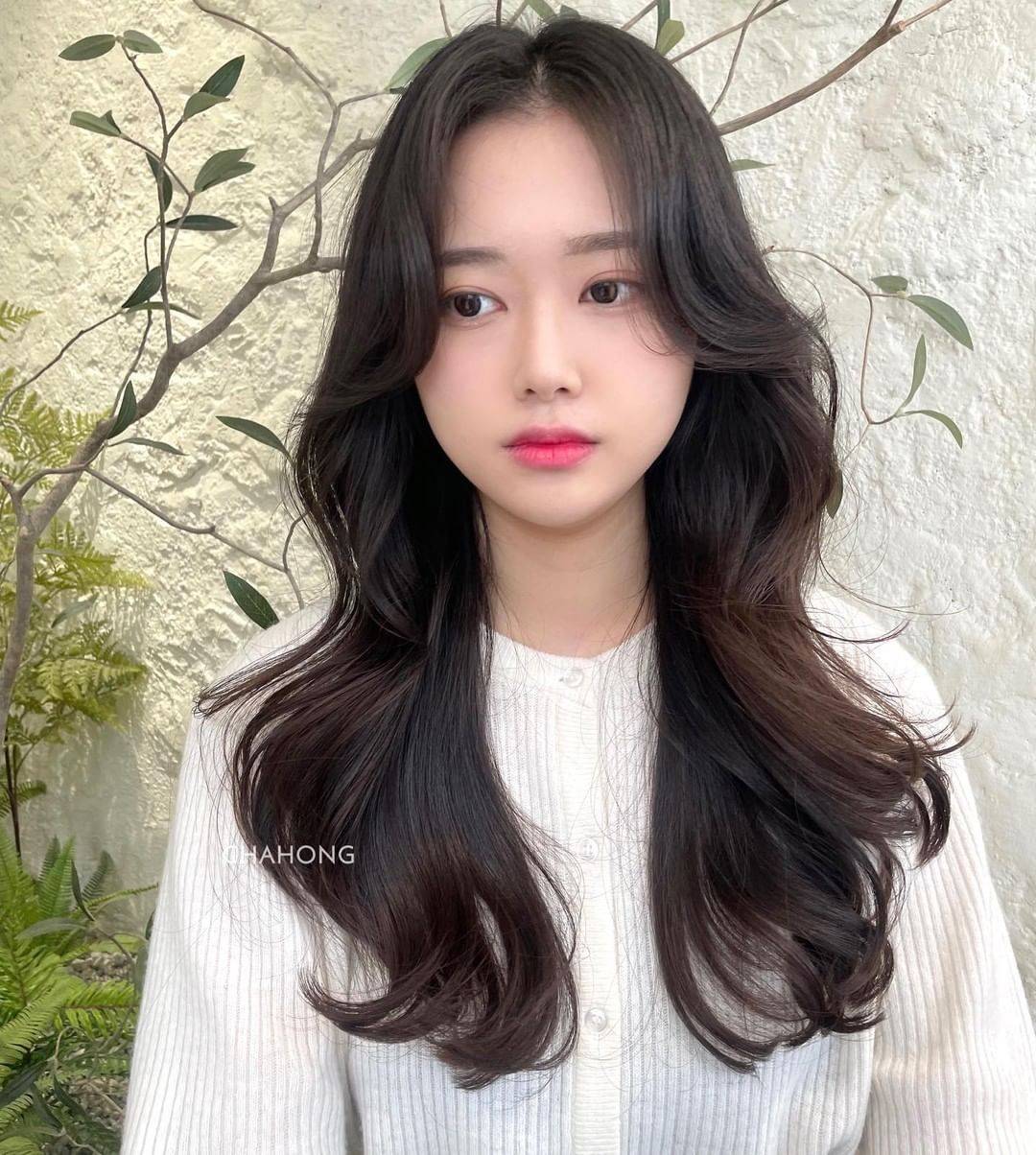 发型3月女发流行这样剪，蓬松显脸小，长短都满意