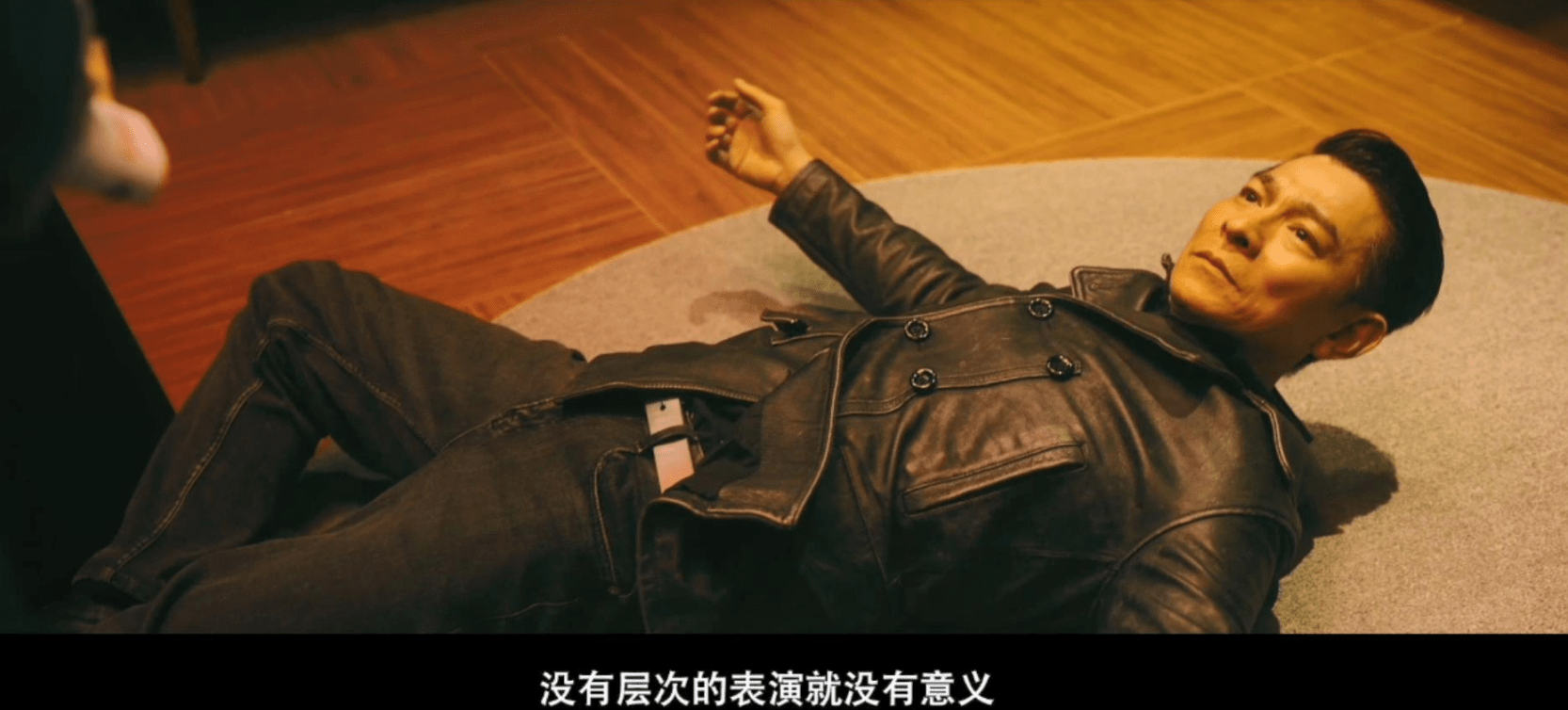 喜剧|5000万粉顶流，竟在《无名之辈》导演新片中演回当年的群演？？