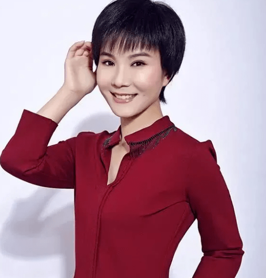 国家队玩cos的水准多高豫剧公主吴素真变身花木兰45岁气质绝了