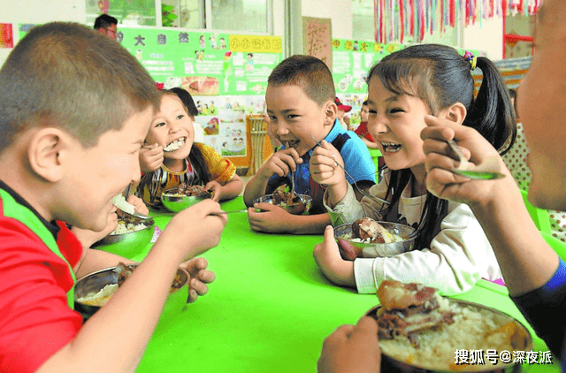 教学|公立和私立幼儿园有何不同？学生上小学后就看出来了，差距很明显