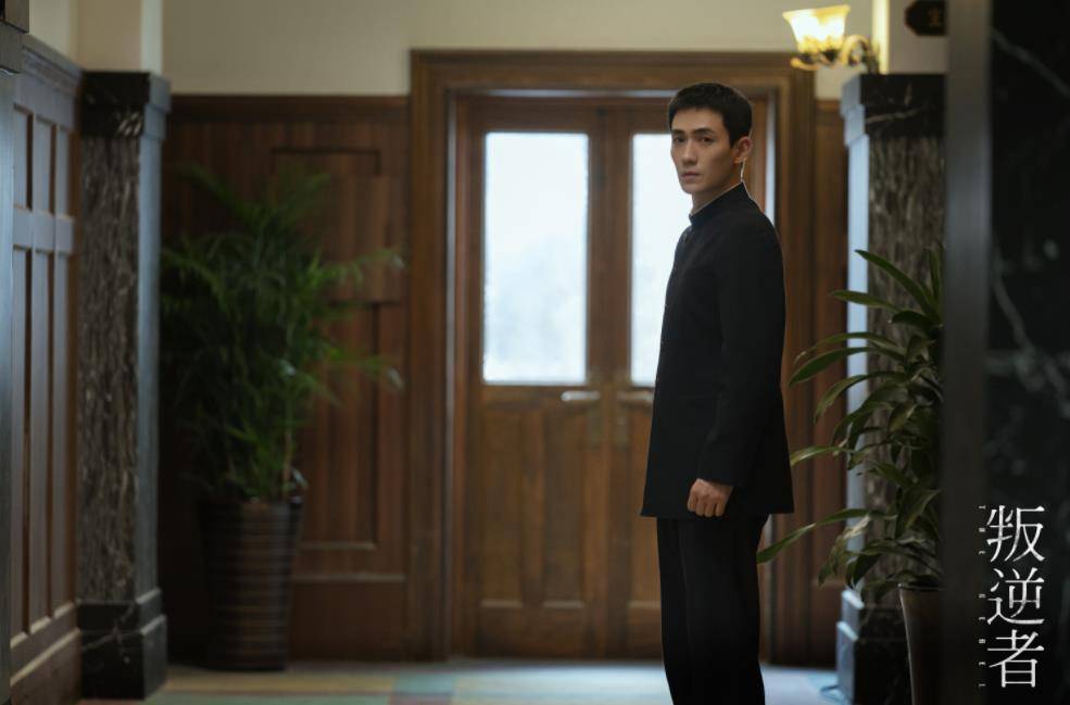 八卦爆料|《叛逆者》开播收视第一，王志文变脸演技太绝，柳云龙遇到对手了！