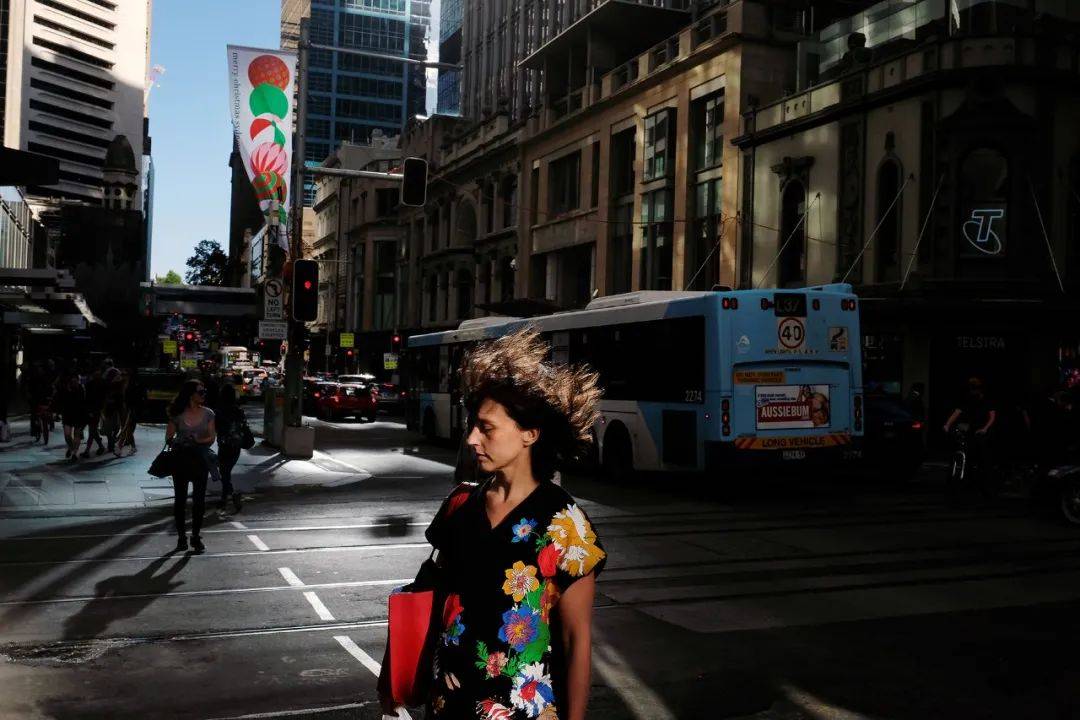 lensculture 2021街头摄影奖 | 作品全集_anna_sam_biret