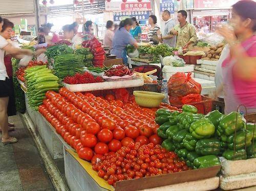 因为|去菜市场买菜，这6种蔬菜不要随便买，菜贩子：从不给家人吃