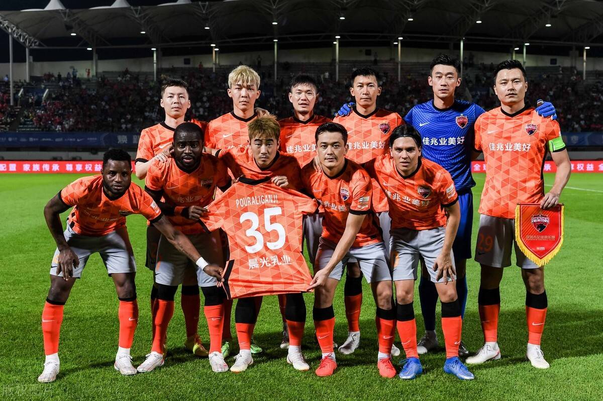 比如说就在最近,根据媒体的报道,深圳足球俱乐部被传出遇到了很多困难