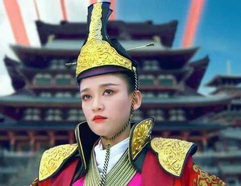 不是谁都能演东方不败,9位扮演者,有人成了经典,有人成了笑柄_江毅