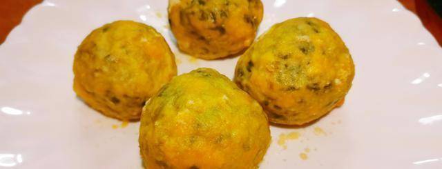 蔬菜|分享4种玉米面粉做的粗粮面食，做法简单低脂饱腹，减肥期我常吃