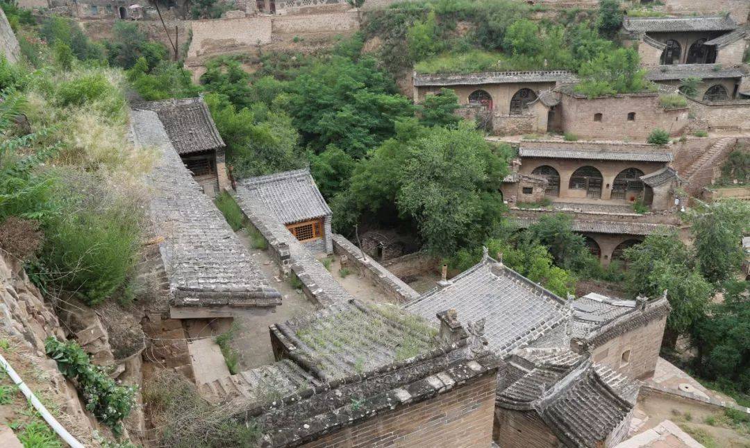 原创山西百年古村落青砖灰瓦却是二层窑洞与世隔绝犹如世外桃源
