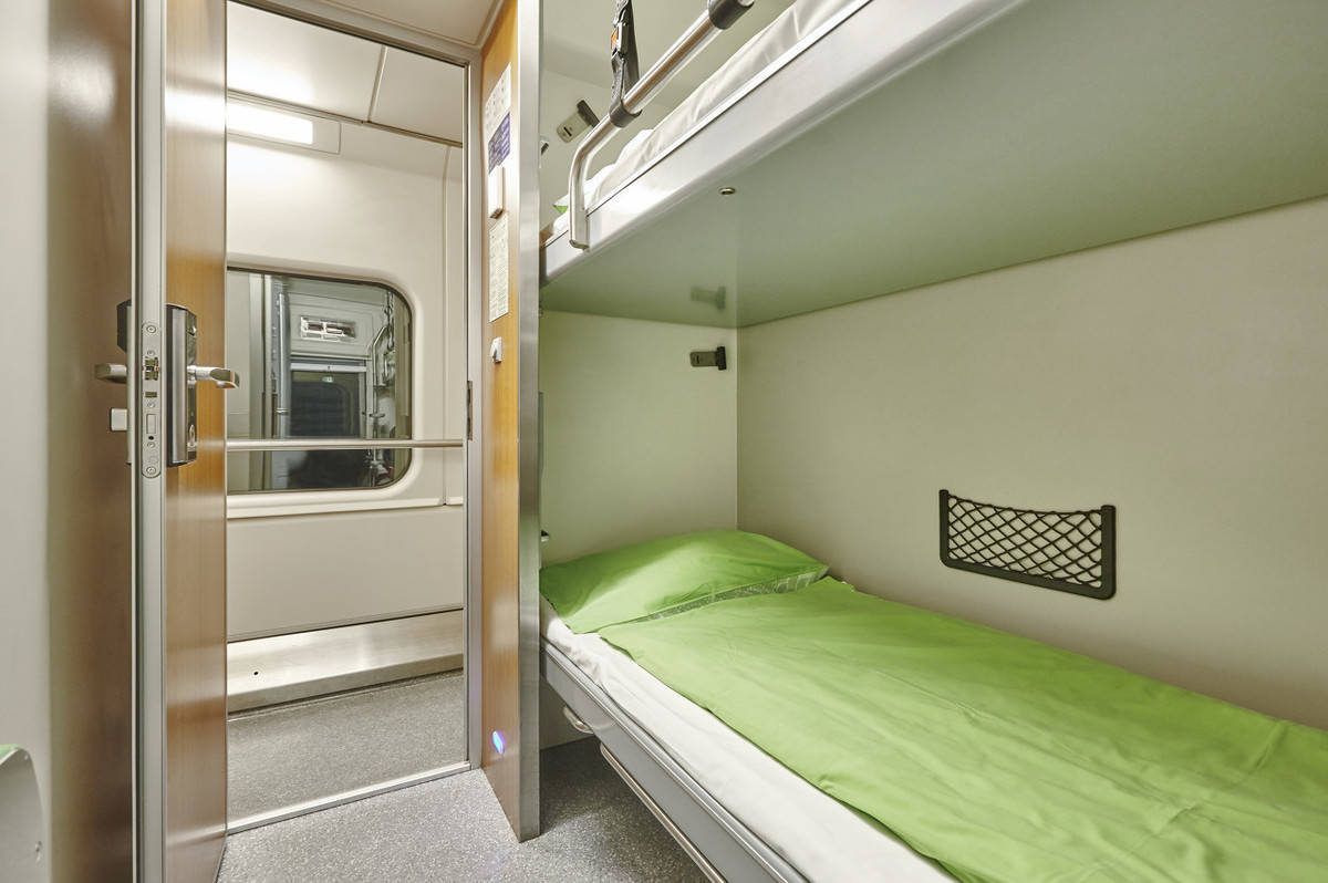 全国“最舒服”的火车，全车卧铺一站到达，被称流动宾馆