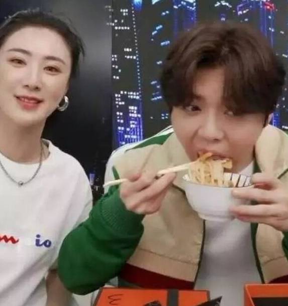 海苔|薇娅在零食节又带火了5款零食 ,尝到味道反复回购,看看你吃过吗