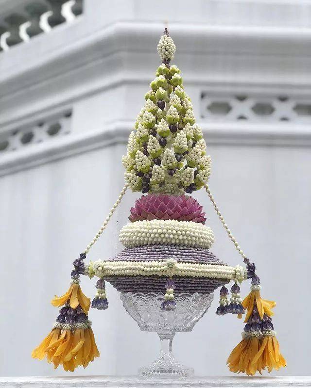 泰式花艺叠荷花串茉莉不一样的美