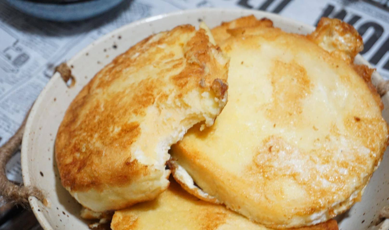 因为|炸馒头片多做一步,金黄酥脆,一点都不油腻,一家人早餐最爱吃