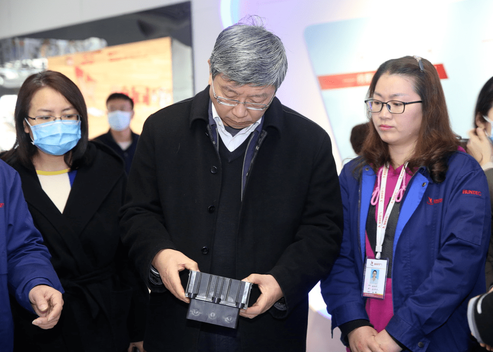 省工信厅领导一行莅临航同电气视察指导