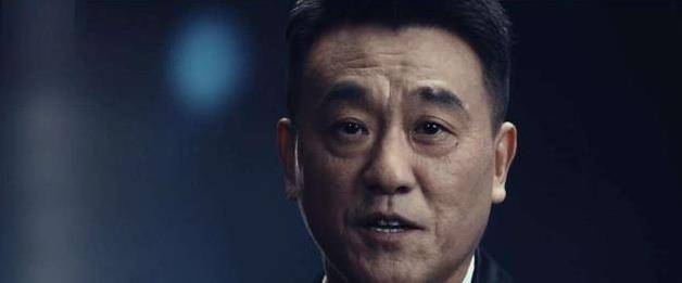 女孩子|他是国家一级演员，娶了同桌是初恋，如今结婚22年活的很知足