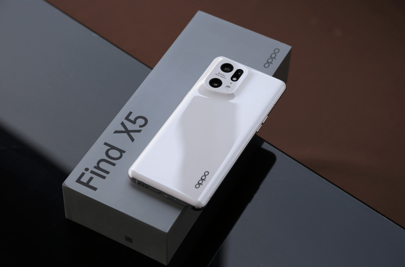 (oppo find x5 pro天玑版)天玑9000是联发科最顶级的旗舰芯片,更是