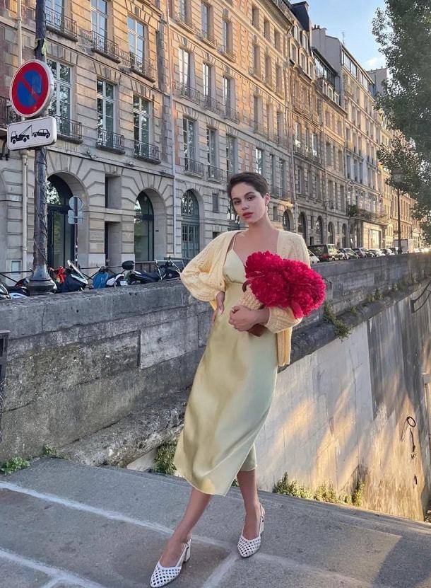 魅力 春季就该穿得阳光明媚，针织衫就挑糖果色，轻松穿成街头的风景