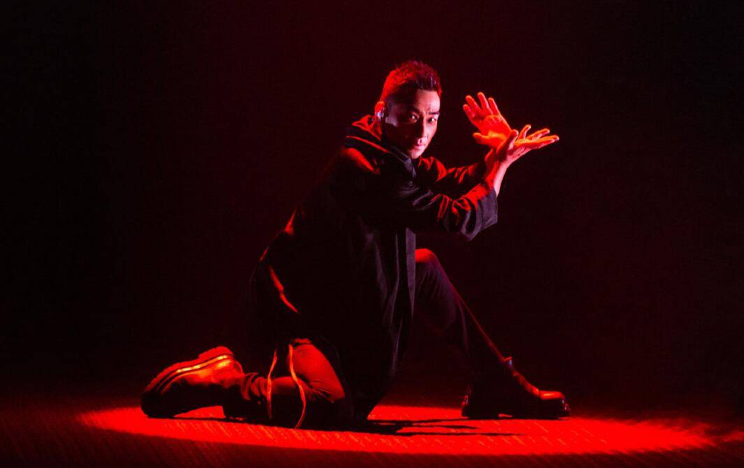 节目组|《披荆斩棘的哥哥》注定高开低走，剧本明显，节目组控票令人尴尬！！