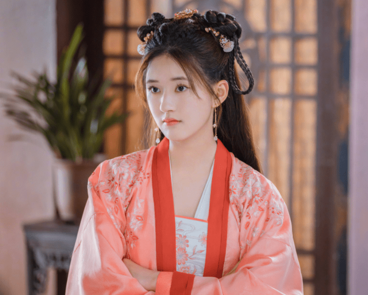 角色|等到收官了才发现，《国子监》衣服最多的，原来不是赵露思！！