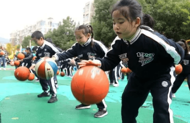 家长|上了小学三年级才发现，私立幼儿园和公立幼儿园的差距，不容忽视