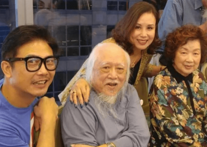 年代中期|87岁导演楚原离世，生前因脑退化神志不清，妻子不离不弃62年！