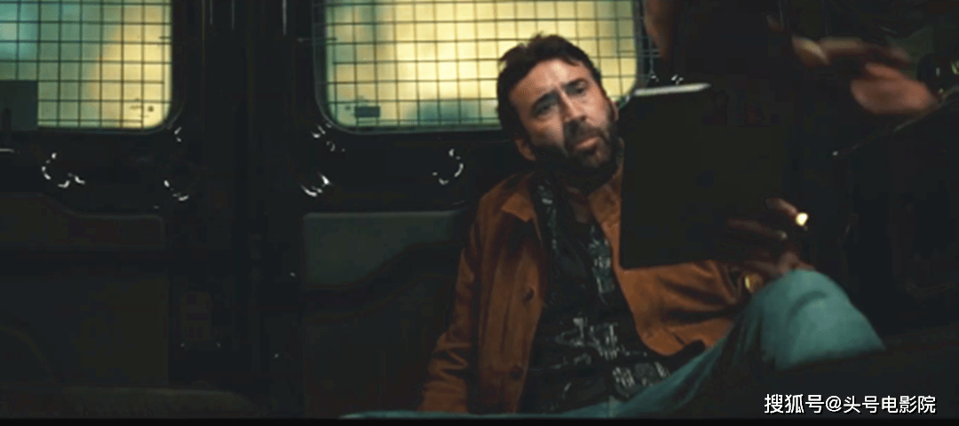 角色|58岁影帝尼古拉斯·凯奇翻身!新片自黑成功,评分超《新蝙蝠侠》