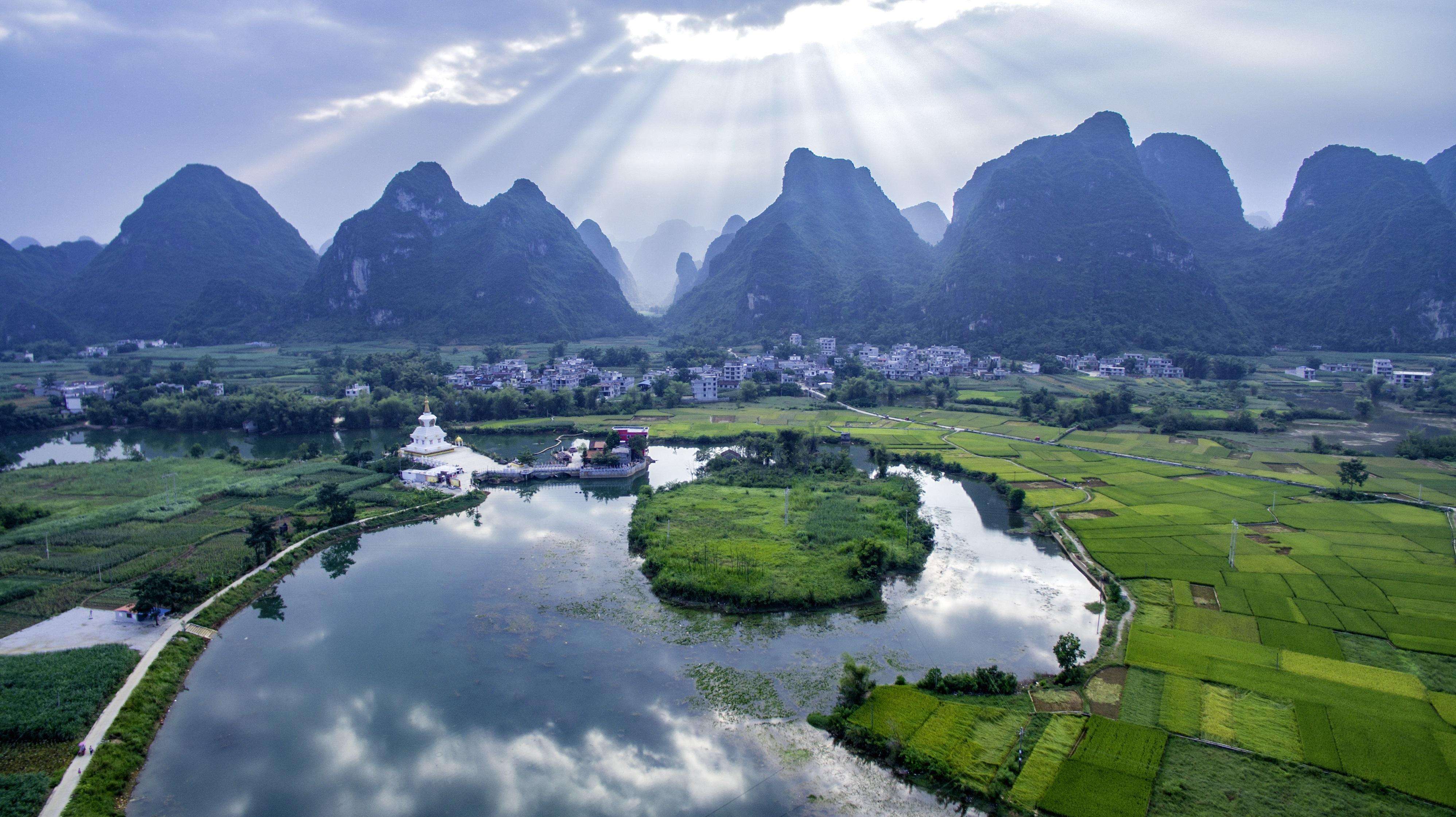 辛巴榮獲年度公益責任優秀案例安瑤族自治縣繪就鄉村生活新圖景