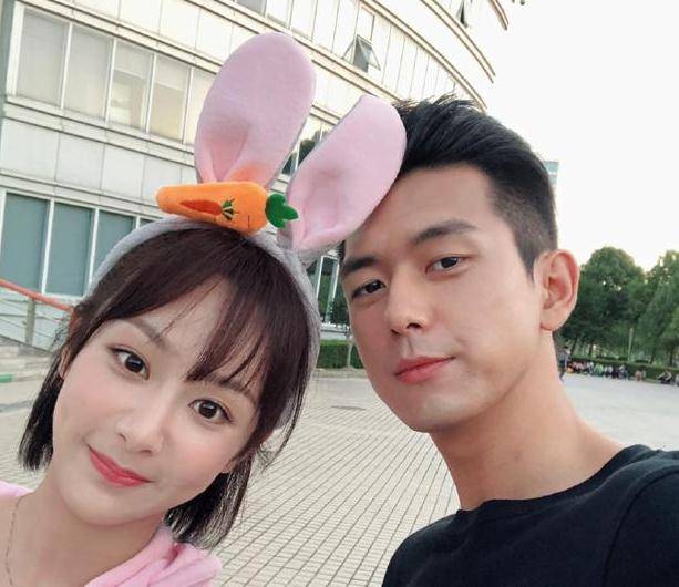叶子27岁杨紫自带“女主光环”！拥有会发光的牛奶肌，是她自信的源泉