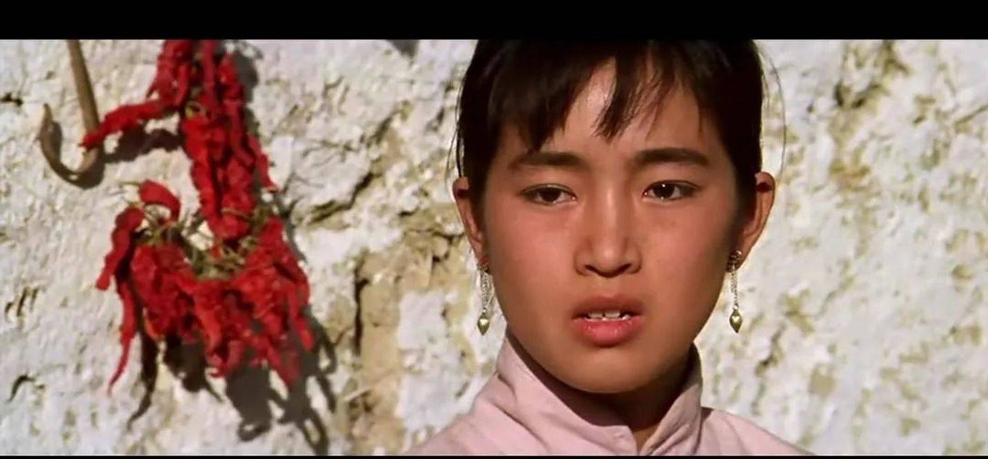 老张|看过周迅版的《红高粱》，再和巩俐版一比，差距就出来了！