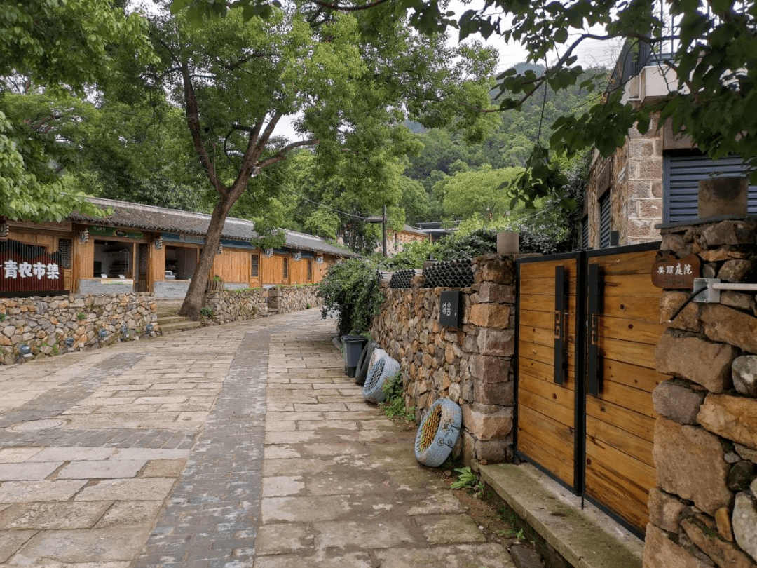 有生活67浙江省最美村庄坞根镇花溪村是一个千年古村落