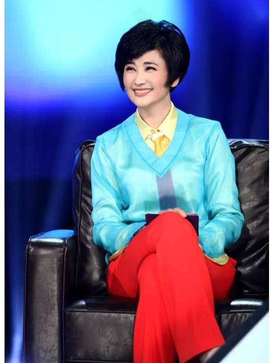 知名主持魏笑结婚第二天离世丈夫不愿再娶父亲走不出伤痛