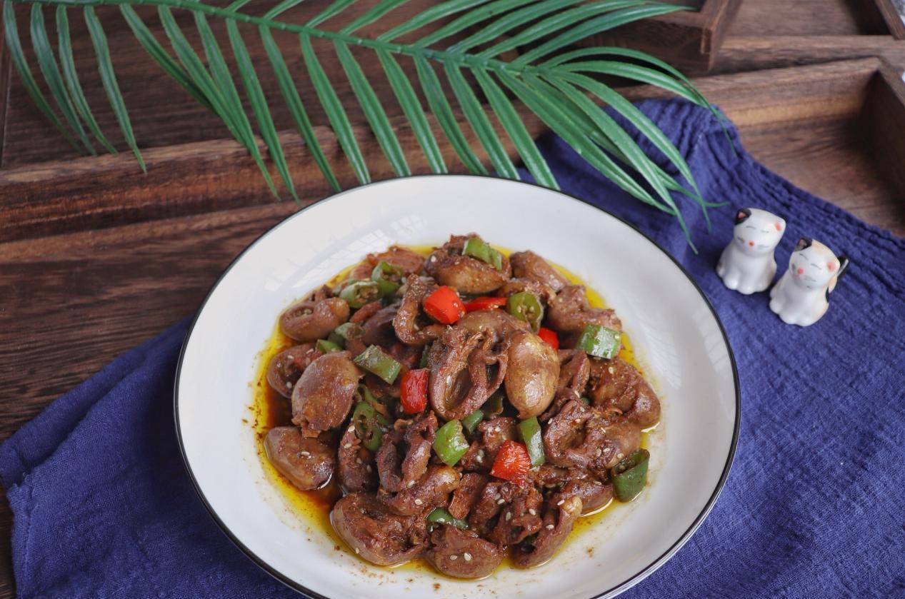 原创孜然炒鸡心香辣开胃又下饭大雪过后上桌就空盘全家都爱吃