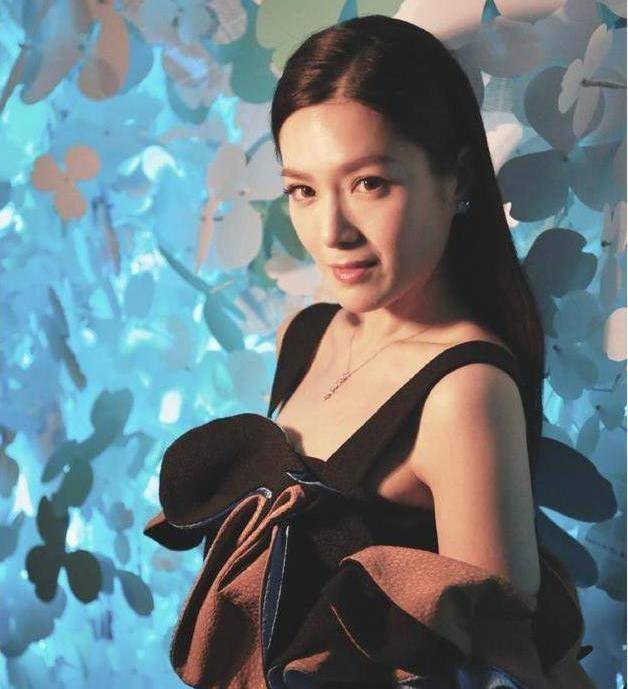 郭富城 她曾是郭富城前女友，如今嫁给“富三代”，依旧美的很高调