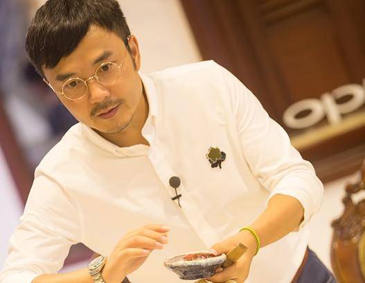 兄弟|汪涵“后院”起火记：摧毁他的不是高山，而是鞋里的一粒沙子？