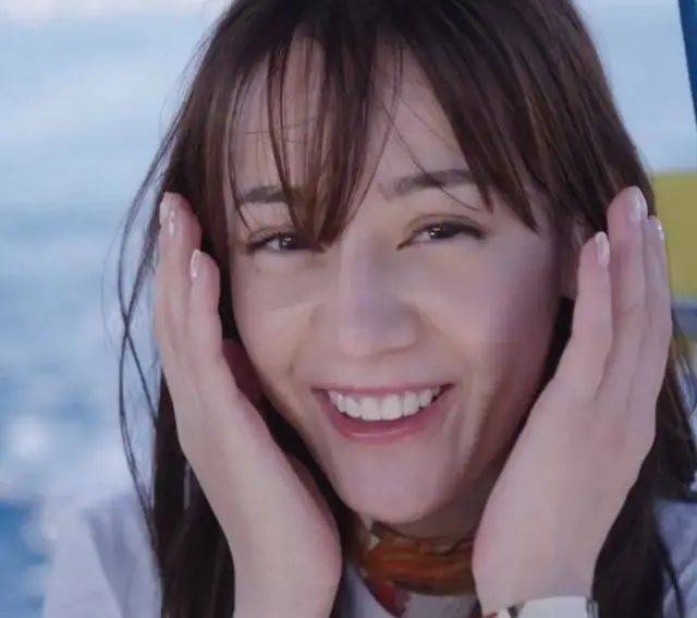 朴敏英8位中韩女神的“颜值克星”!法令纹在脸上“修渠”,个个显老